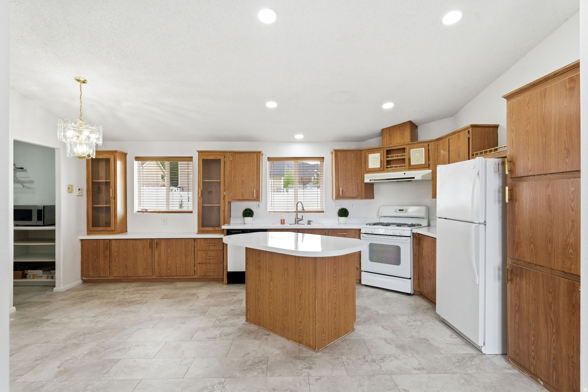 WEST MEADOWS - Residential