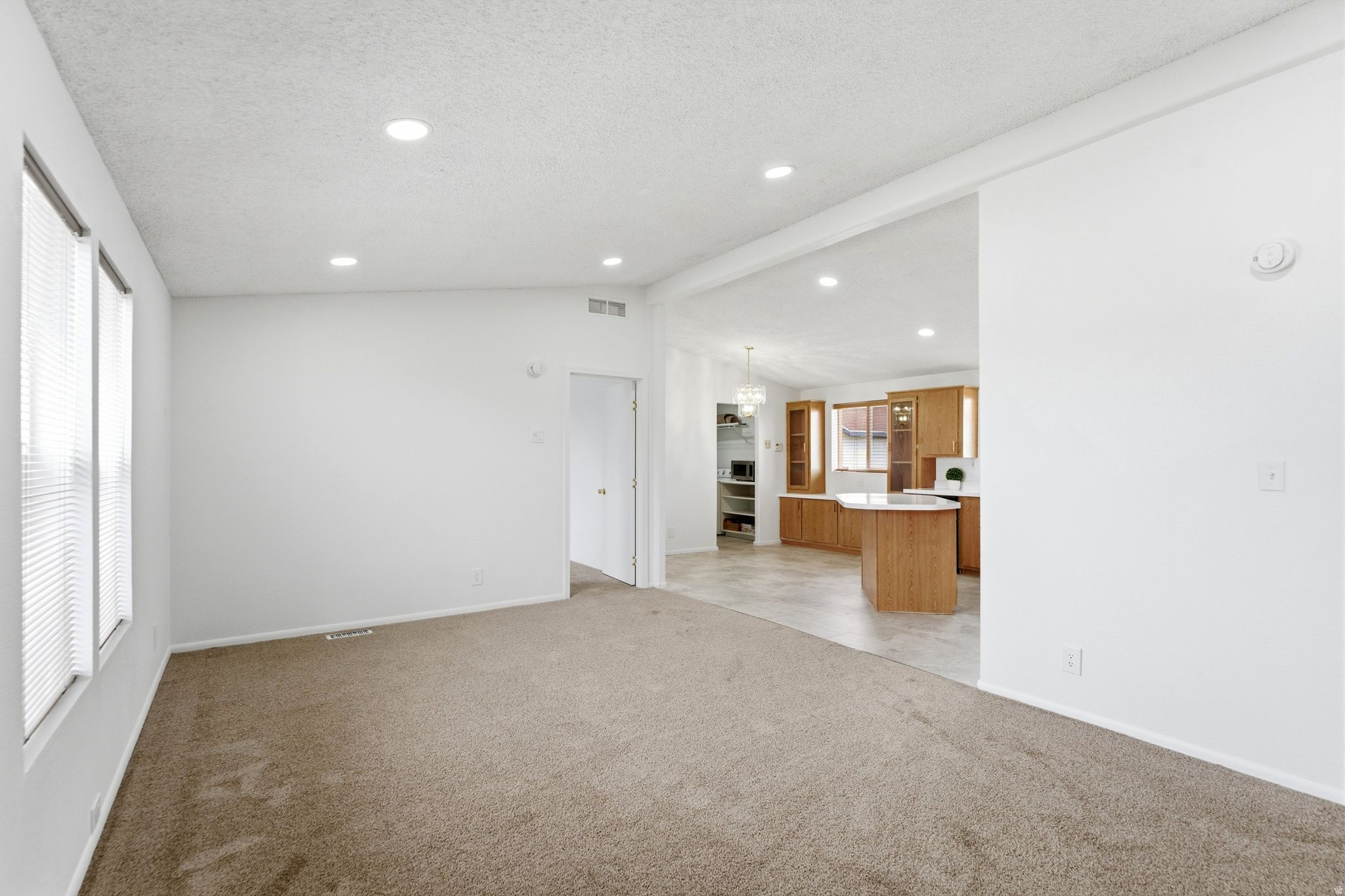 WEST MEADOWS - Residential