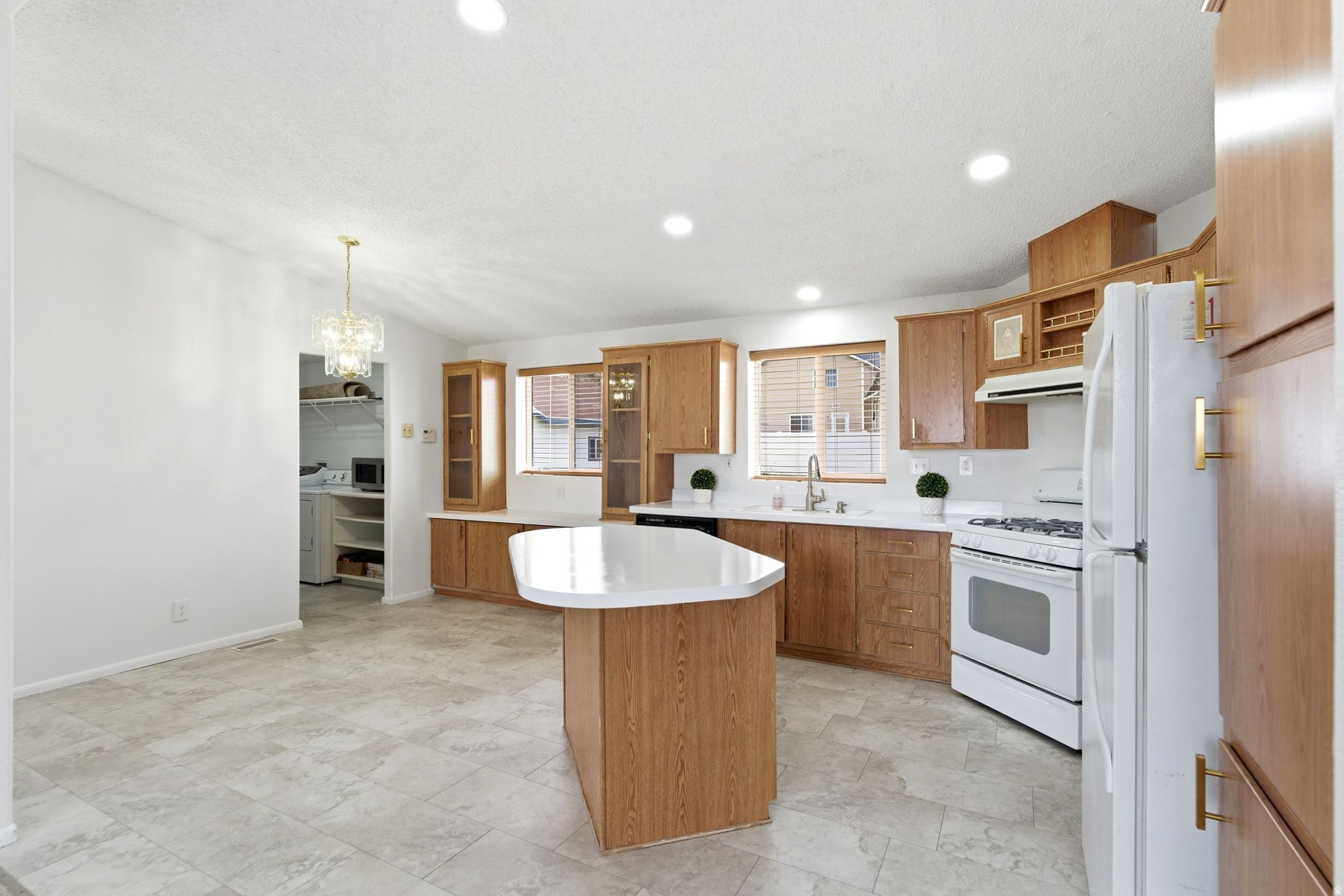 WEST MEADOWS - Residential