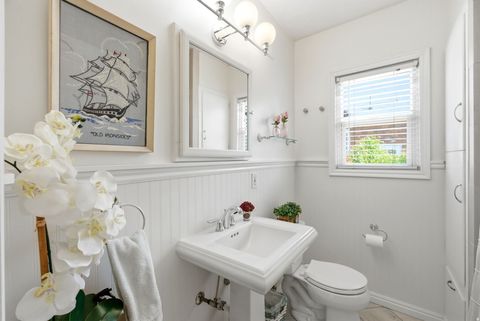 Tiny photo for 2497 S BEVERLY ST, Salt Lake City, UT 84106 (MLS # 2156035)