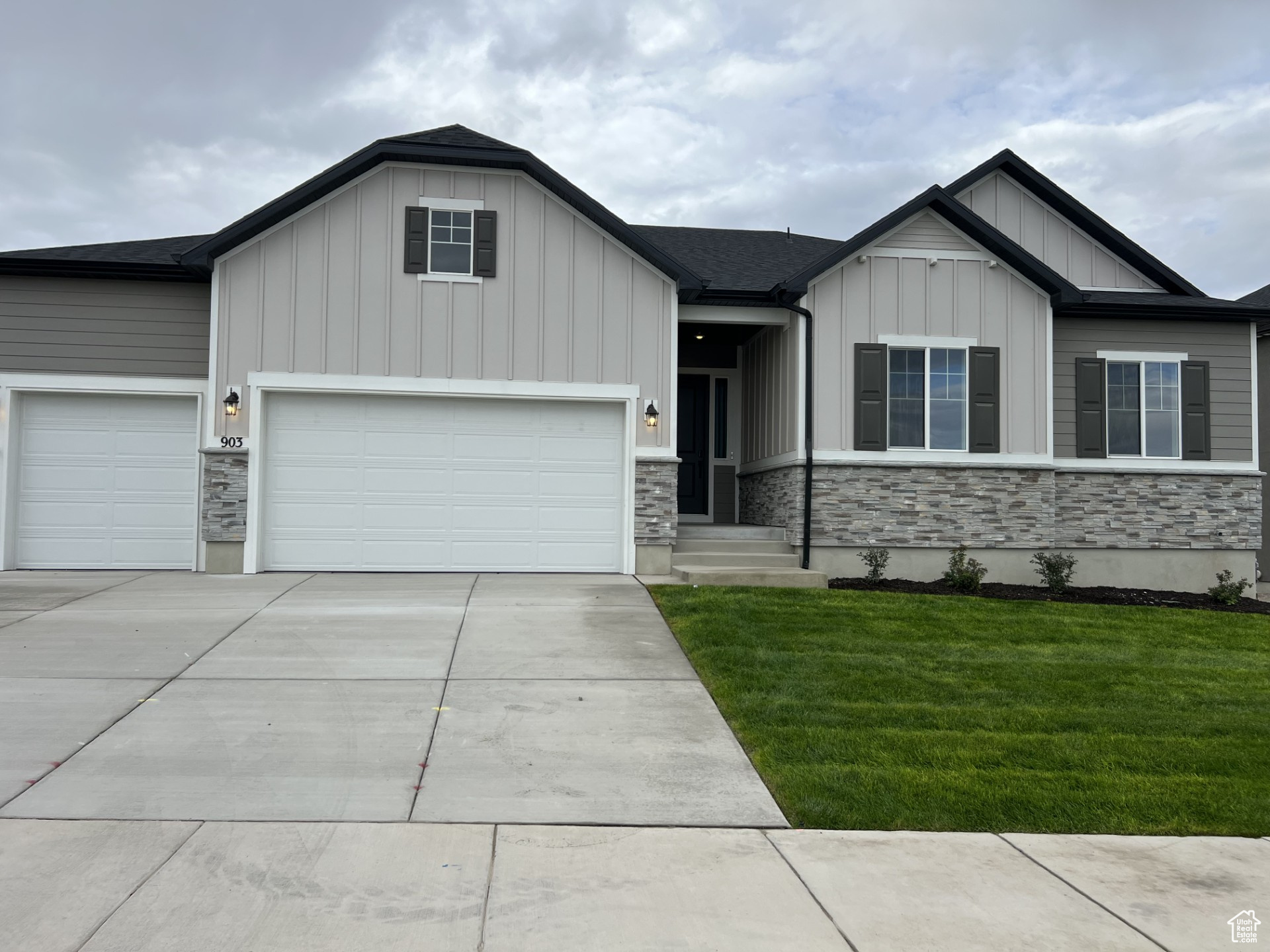 CANTON RIDGE - Residential