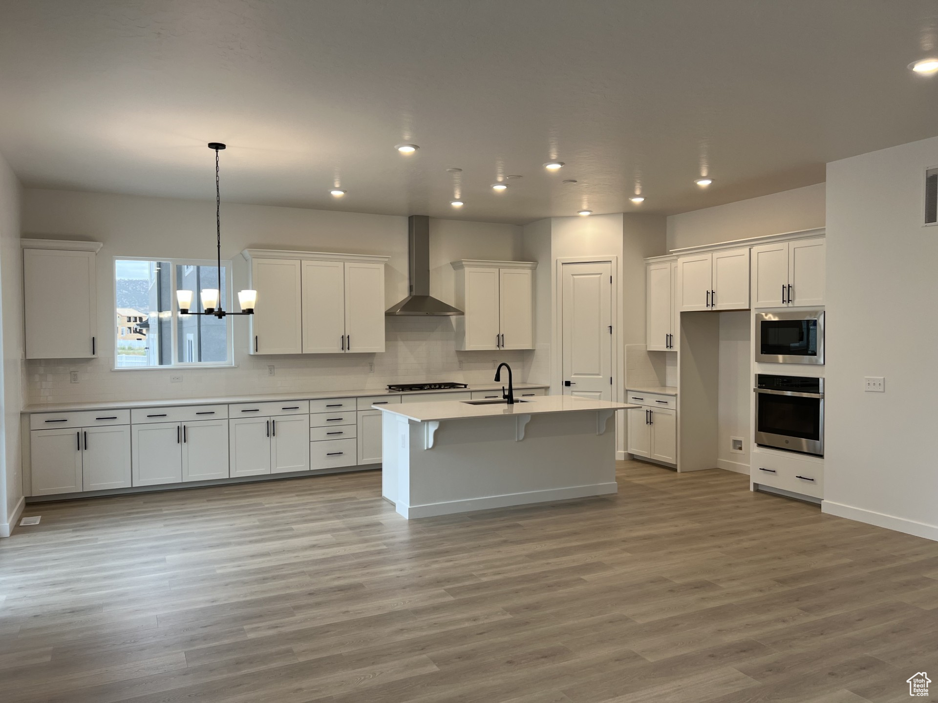 CANTON RIDGE - Residential