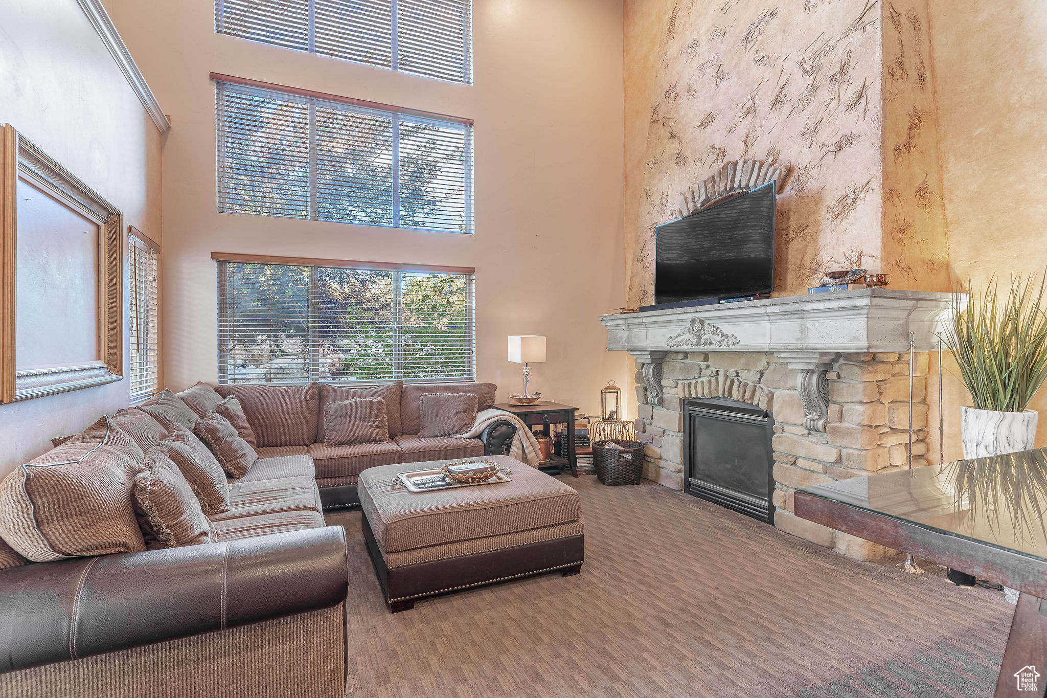 THE CASCADES - Residential