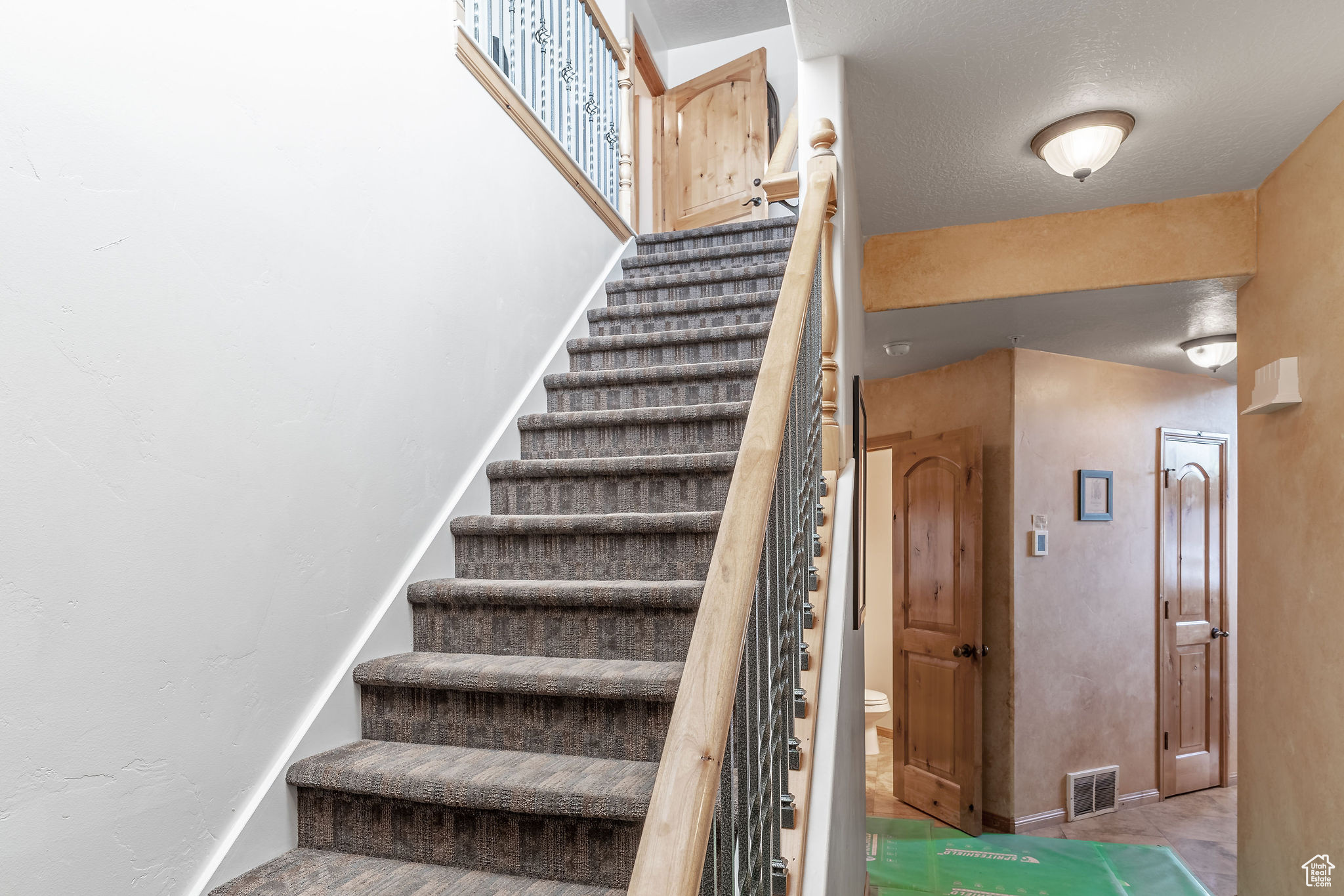 THE CASCADES - Residential