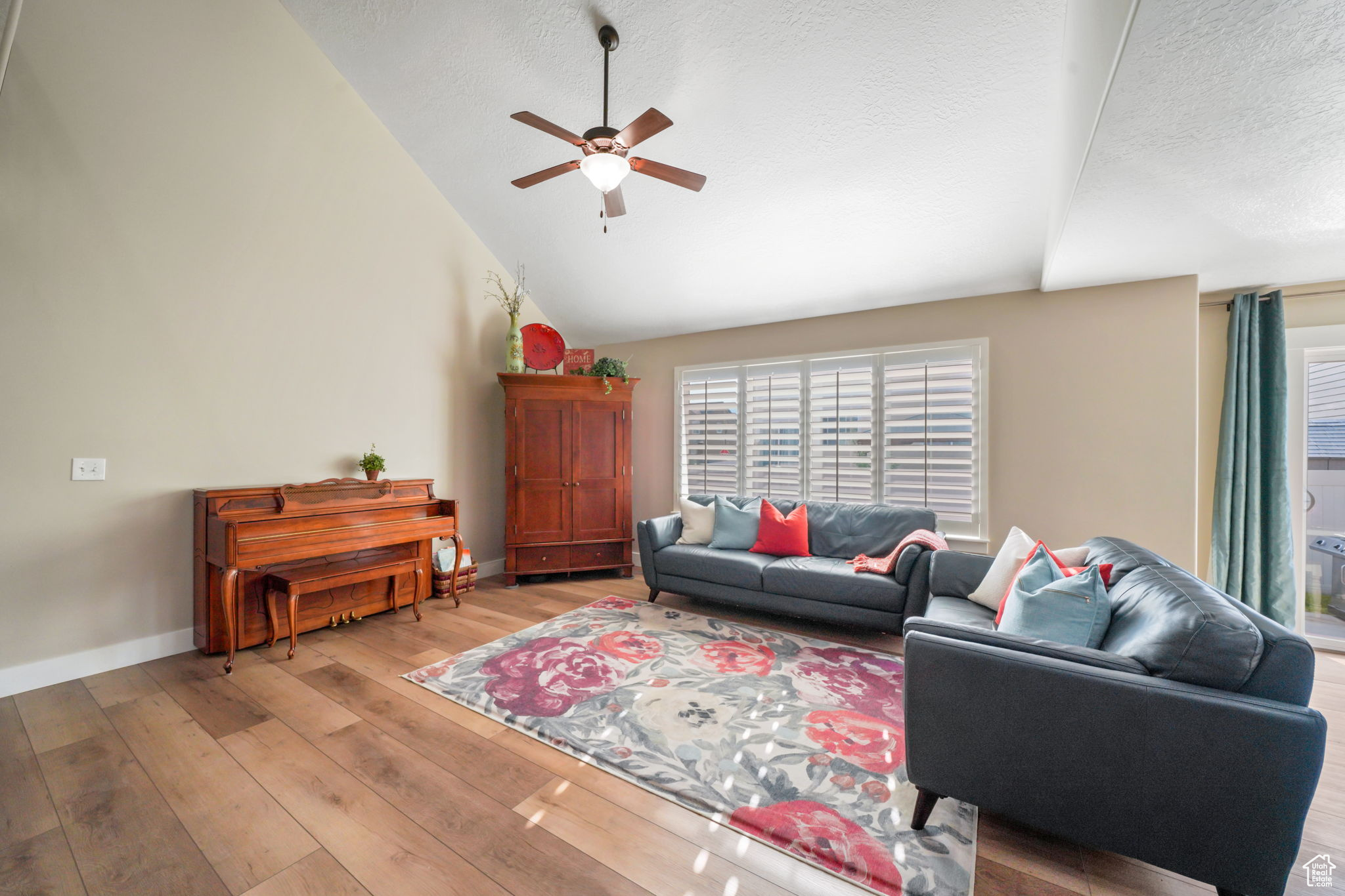 6446 S ORANGE SKY CT