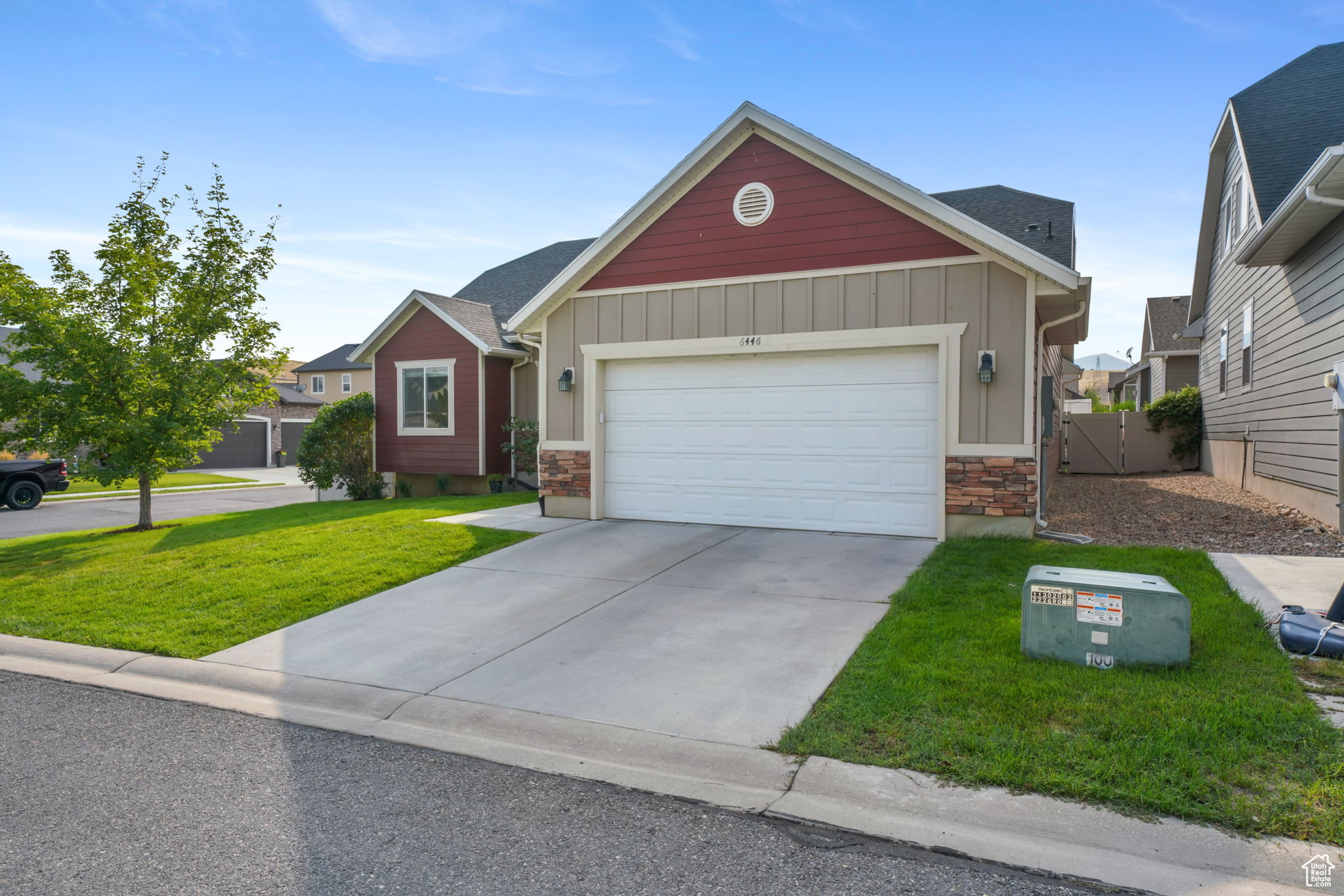 6446 S ORANGE SKY CT