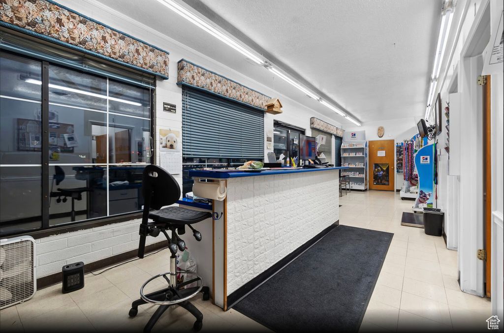 Photo of 208 WASHINGTON BLVD, Ogden, UT 84404 (MLS # 2118825)