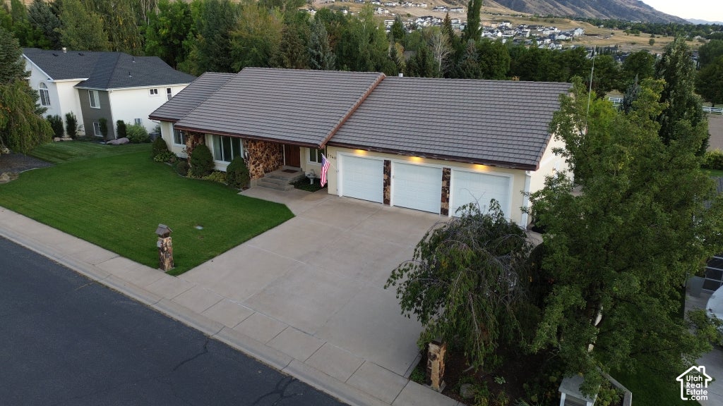 Photo of 1140 WINDSOR DR, River Heights, UT 84321 (MLS # 2187702)