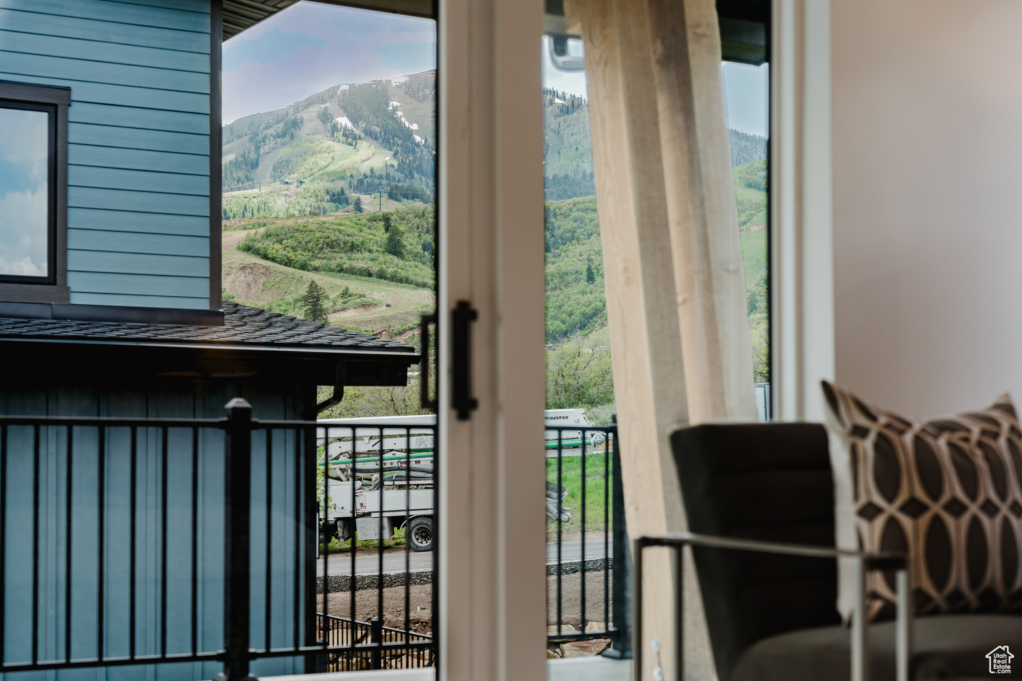 KEETLEY RIDGE - Residential