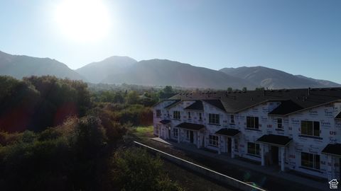 Townhouse For Sale - 520 W 400<br/> Providence, UT 84332