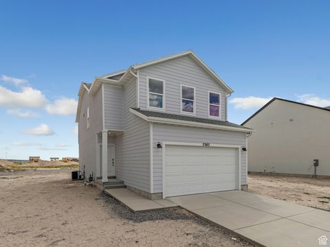 Photo of 2382 E WOODBURY LN, Eagle Mountain, UT 84005 (MLS # 2117558) Photo of 2382 E WOODBURY LN, Eagle Mountain, UT 84005 (MLS # 2117558)