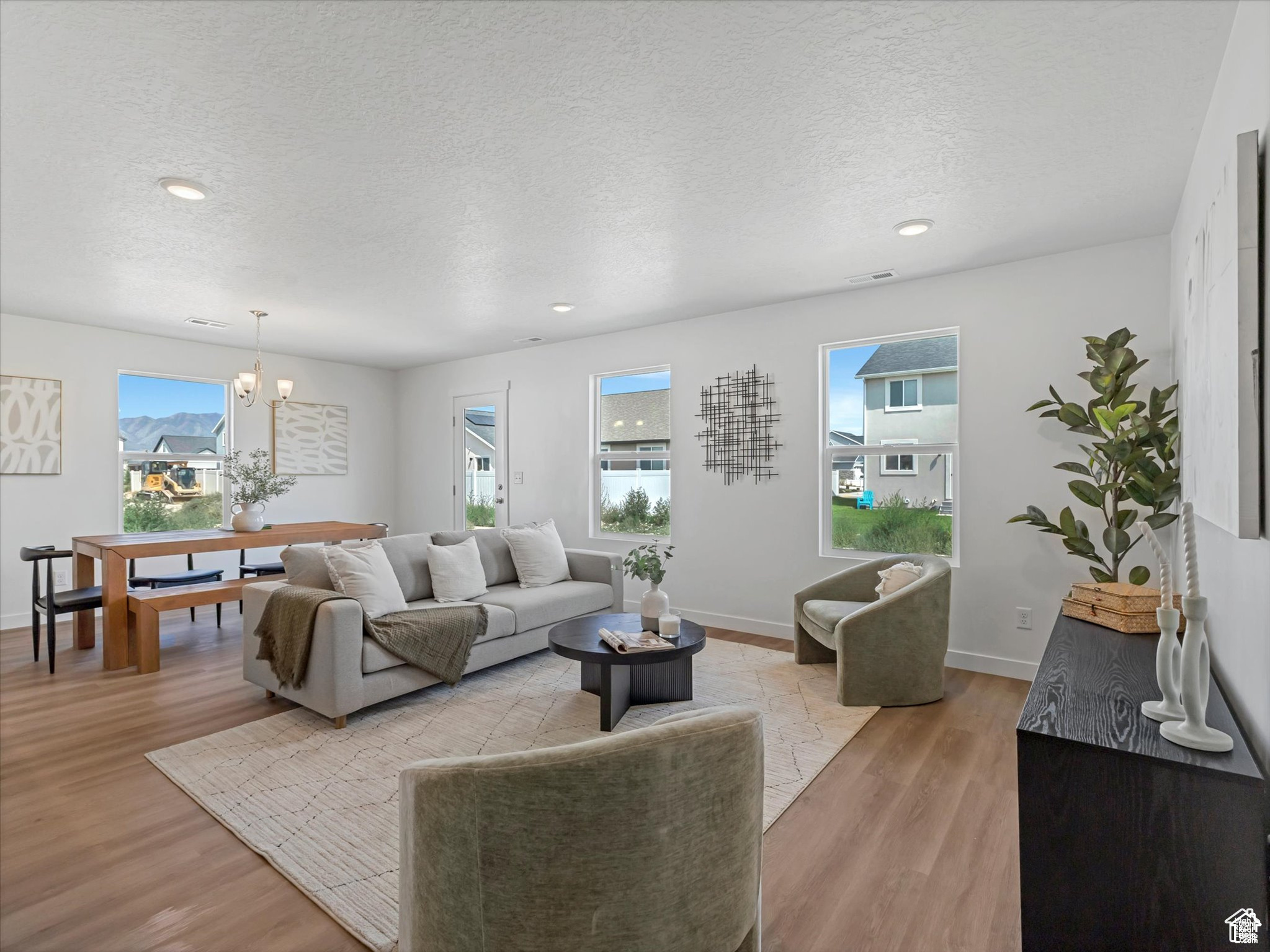 EAGLE POINT - Residential