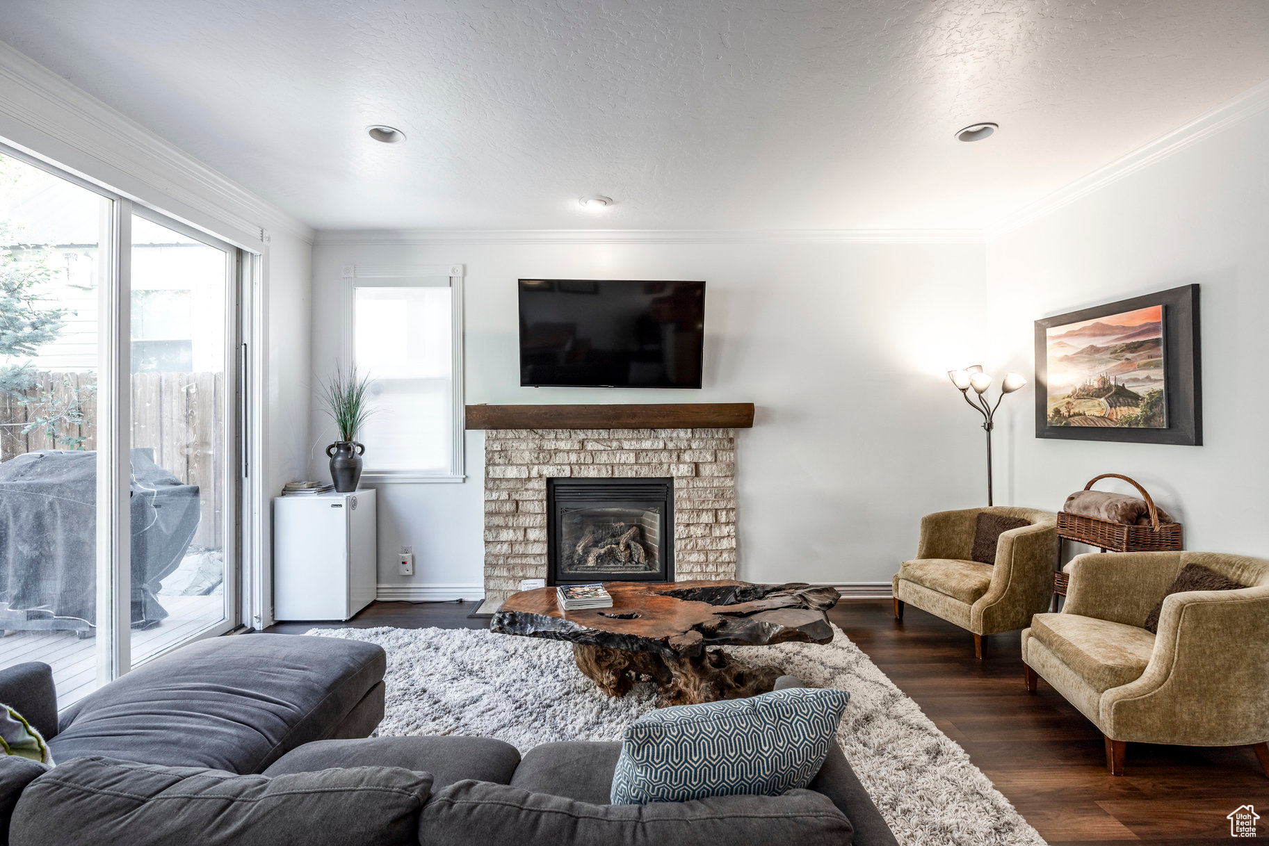 FOUR ACES - Residential