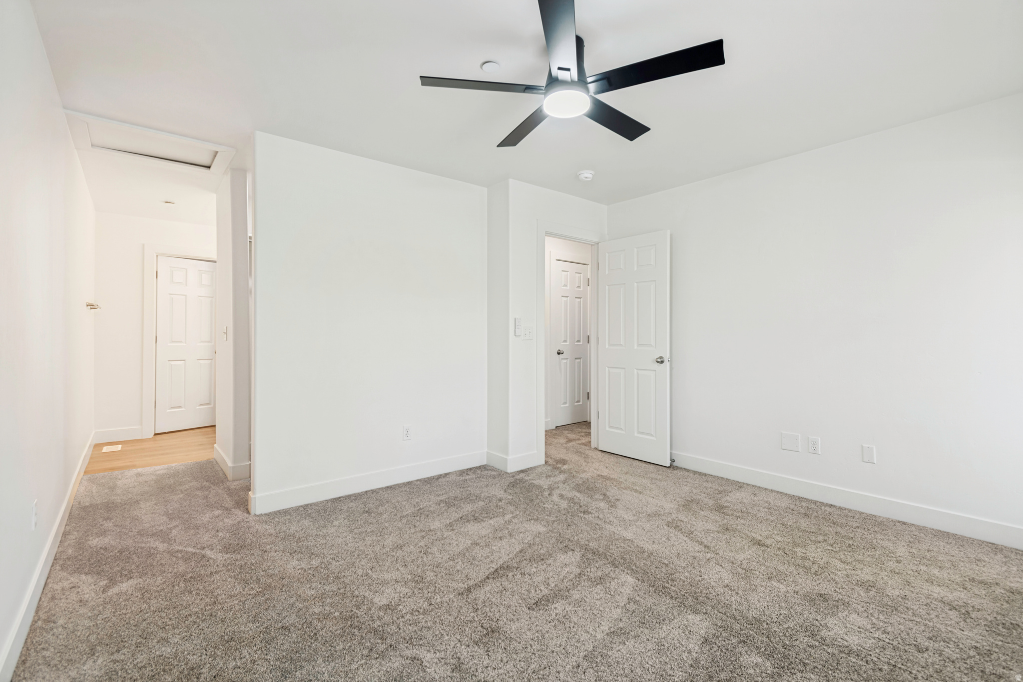 CARRIAGE HOME CONDOMINIUMS - Residential