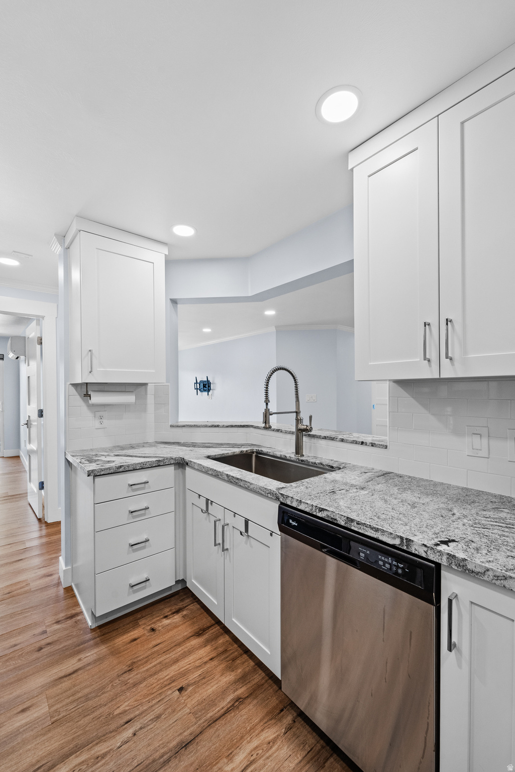 TOWNE PARK CONDOMINUMS PHASE III - Residential