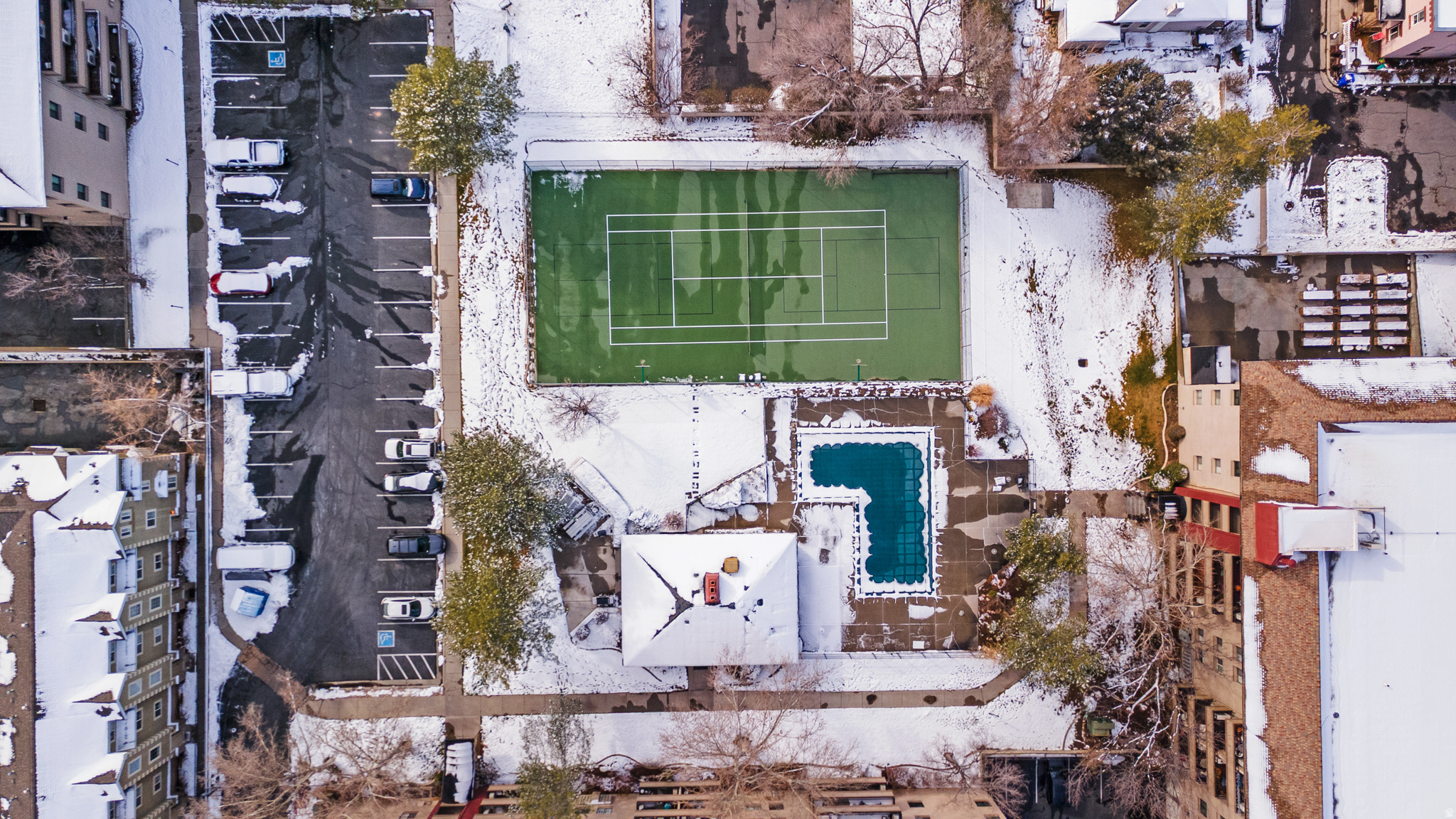 TOWNE PARK CONDOMINUMS PHASE III - Residential