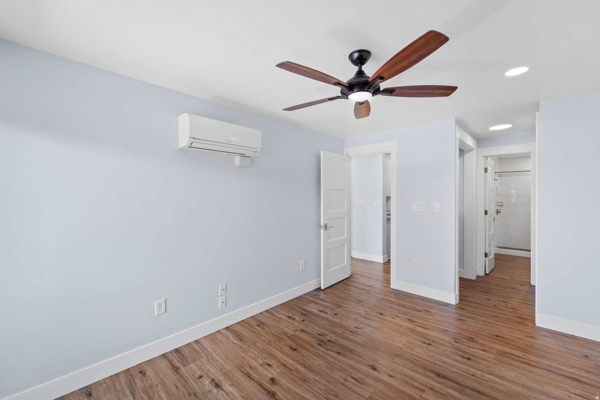 TOWNE PARK CONDOMINUMS PHASE III - Residential