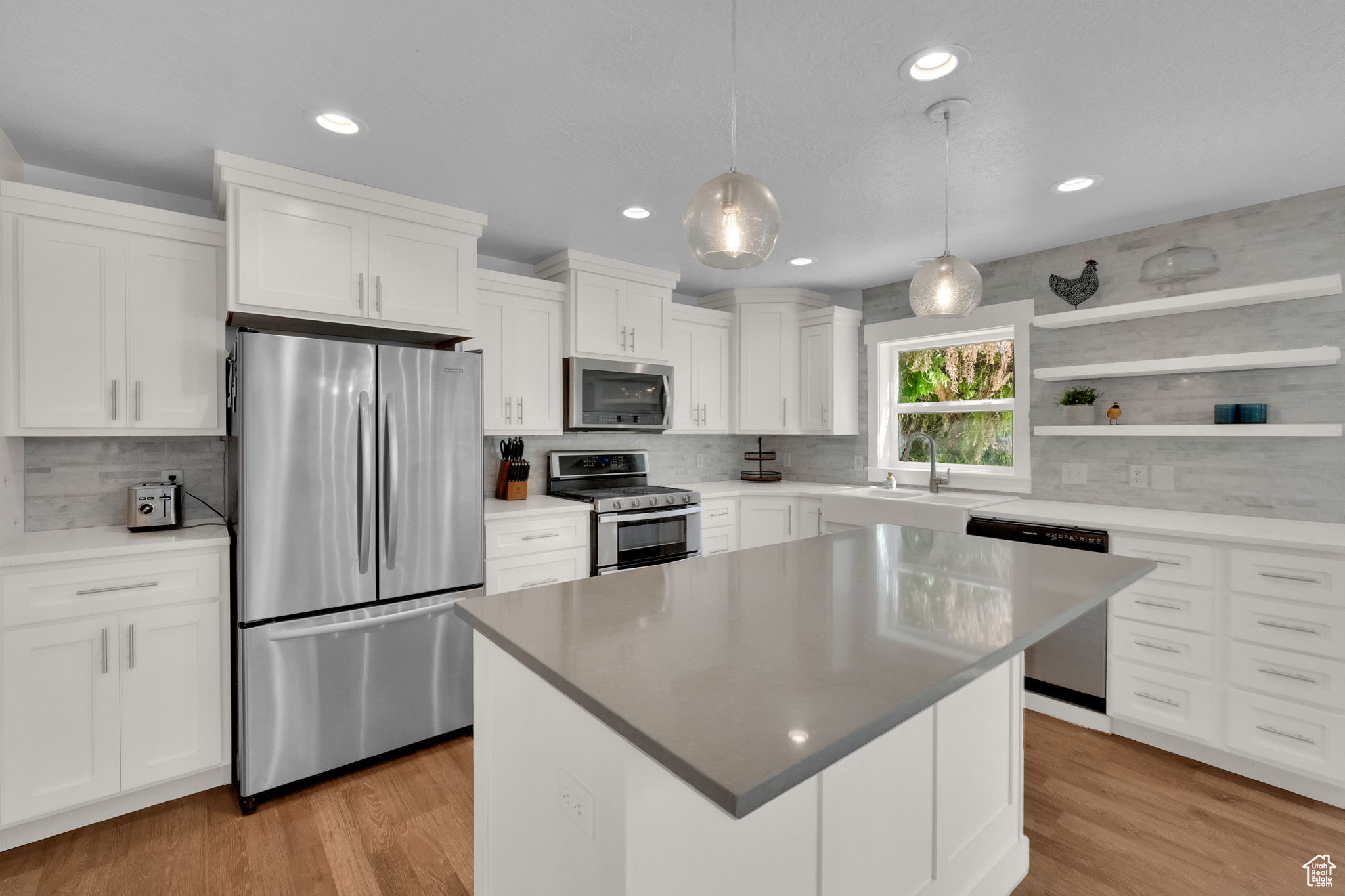 BOULDER SPRINGS - Residential