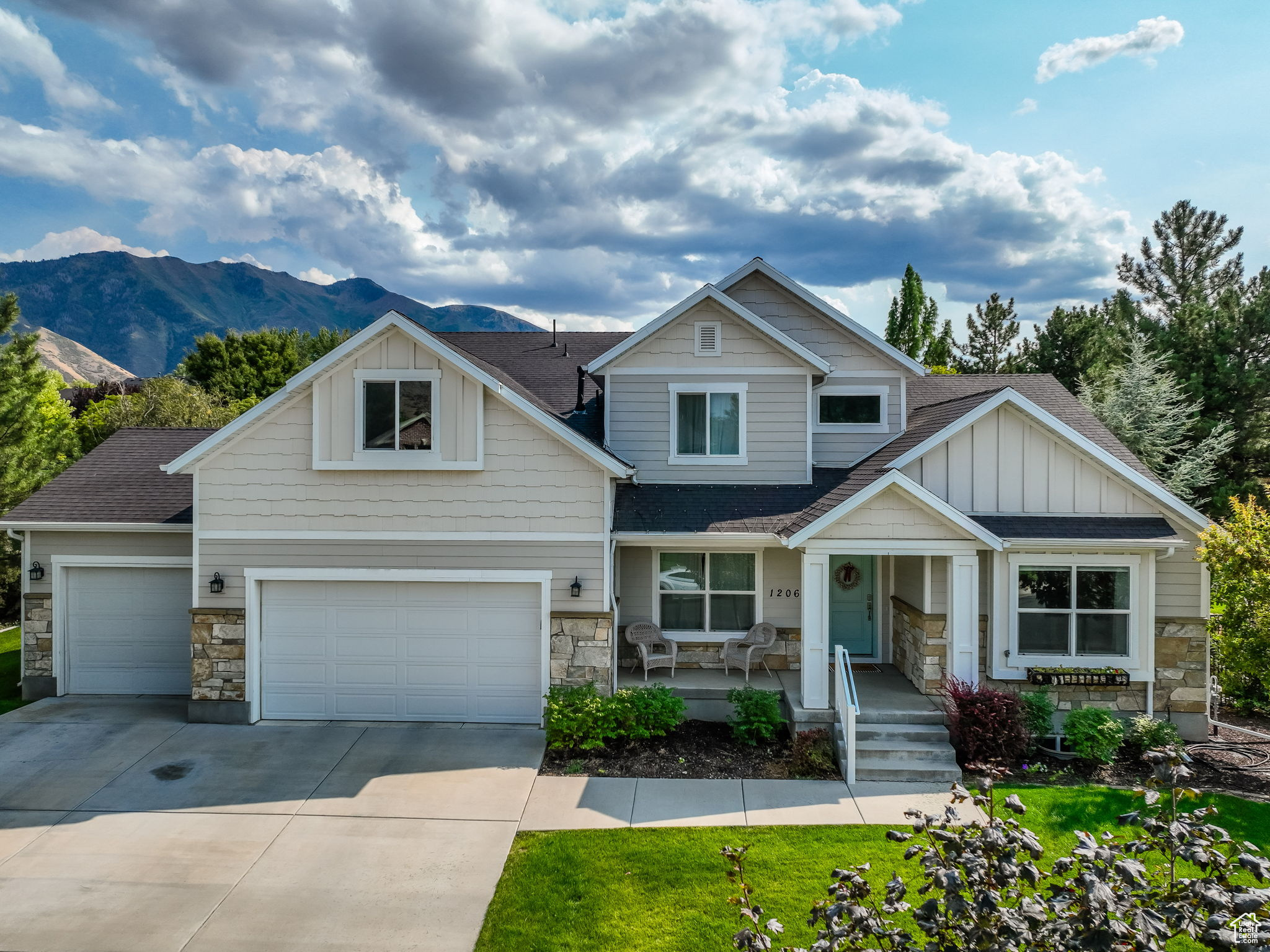 BOULDER SPRINGS - Residential