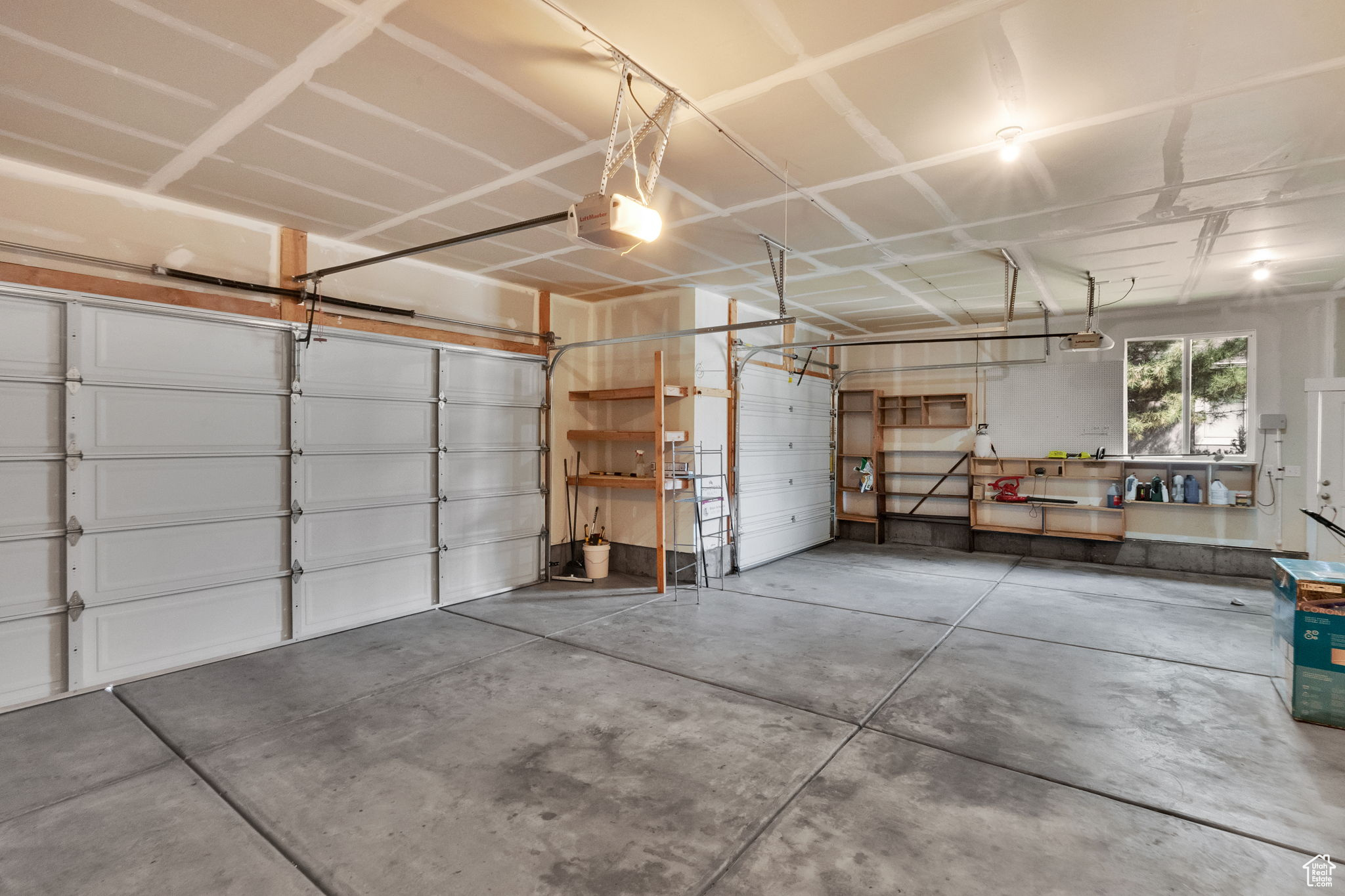 BOULDER SPRINGS - Residential