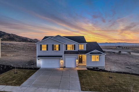Tiny photo for 2838 E DREYDEN LANE Ln #121, Eagle Mountain, UT 84005 (MLS # 2132507)