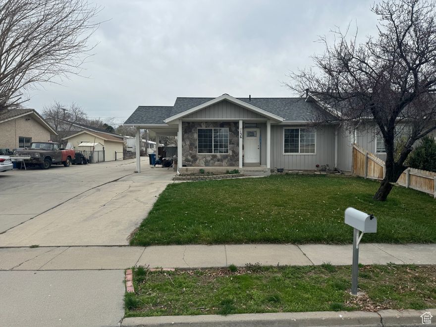 Nice twin home located in the heart of Spanish Fork. Price reduction, sellers motivated. Completely finished. Close to everything: Costco, Target, Walmart, restaurants, and commercial stores. Great starter home. Square footage figures are provided as a courtesy estimate only and were obtained from County Records. Buyer is advised to obtain an independent measurement.