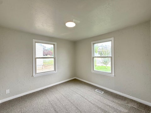 Tiny photo for 152 S 400 E, Clearfield, UT 84015 (MLS # 2182554)