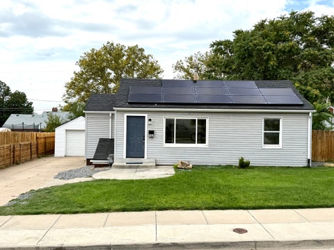 Tiny photo for 152 S 400 E, Clearfield, UT 84015 (MLS # 2182554)