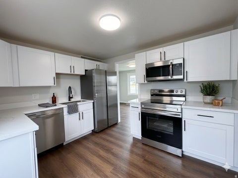 Tiny photo for 152 S 400 E, Clearfield, UT 84015 (MLS # 2182554)
