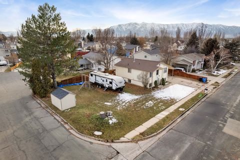 Tiny photo for 952 W 330 S, Logan, UT 84321 (MLS # 2135433)