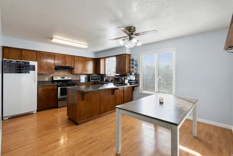 Tiny photo for 952 W 330 S, Logan, UT 84321 (MLS # 2135433)