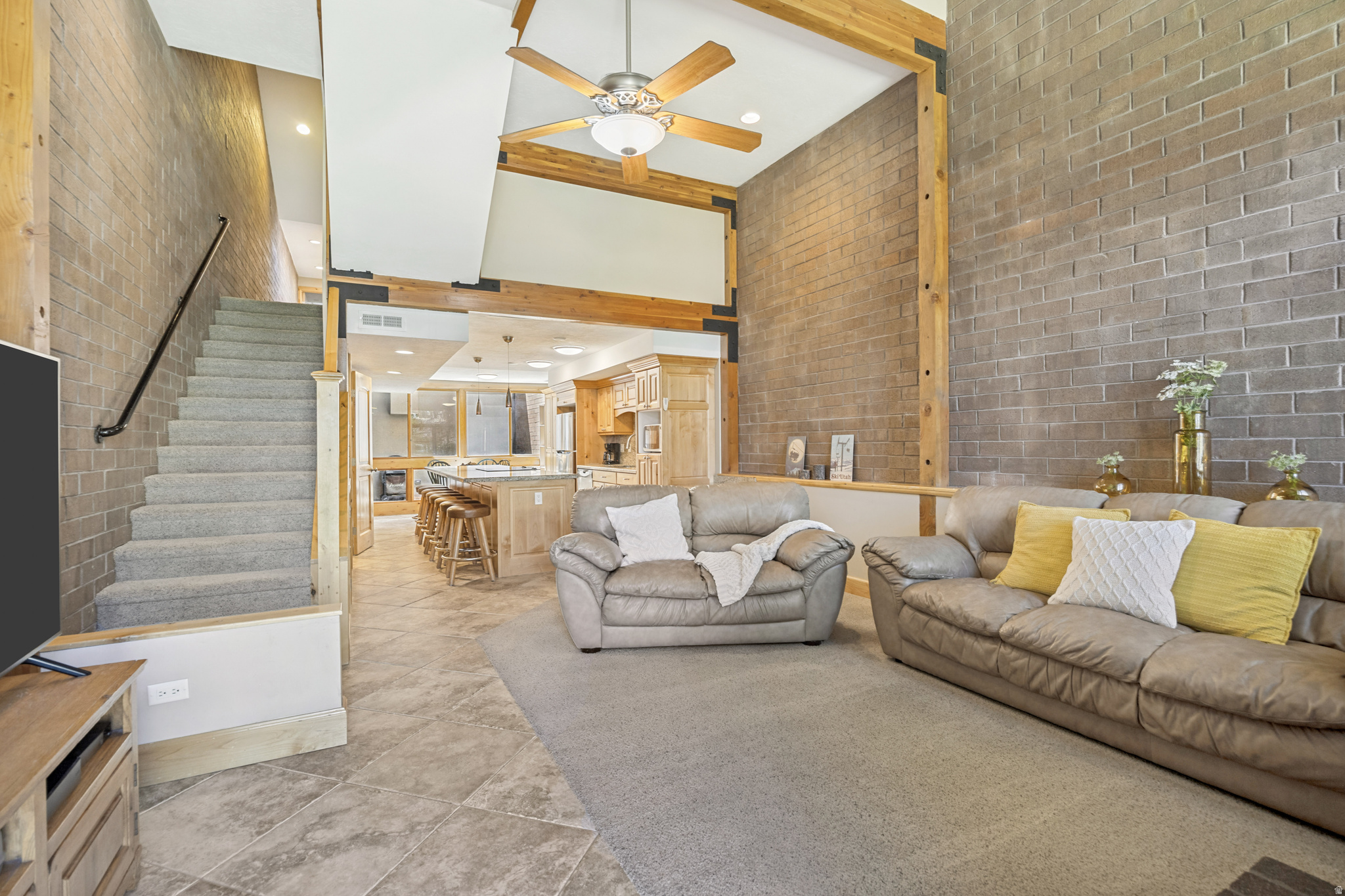 PARK AVENUE CONDOMINIUMS - Residential