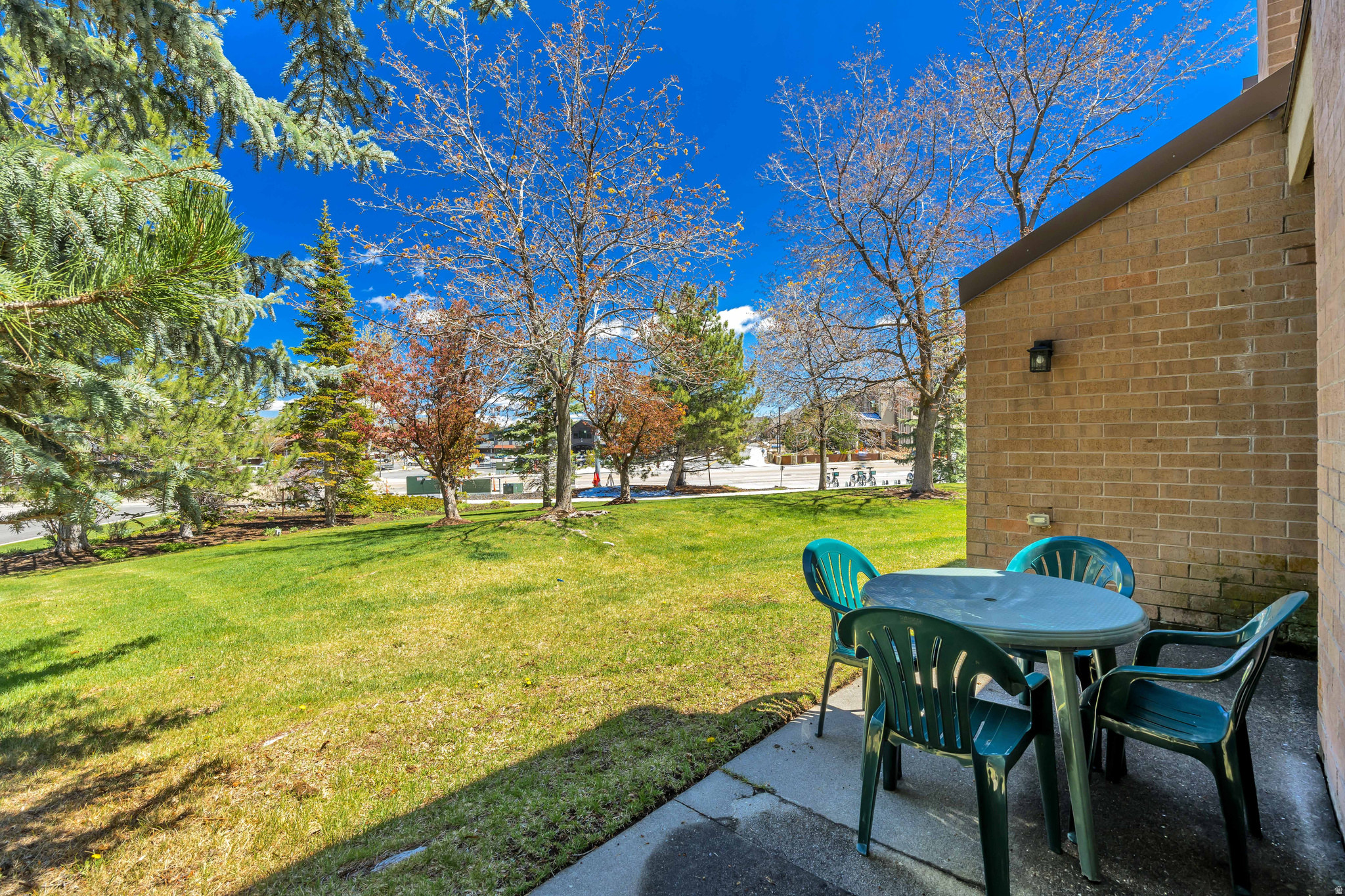 PARK AVENUE CONDOMINIUMS - Residential