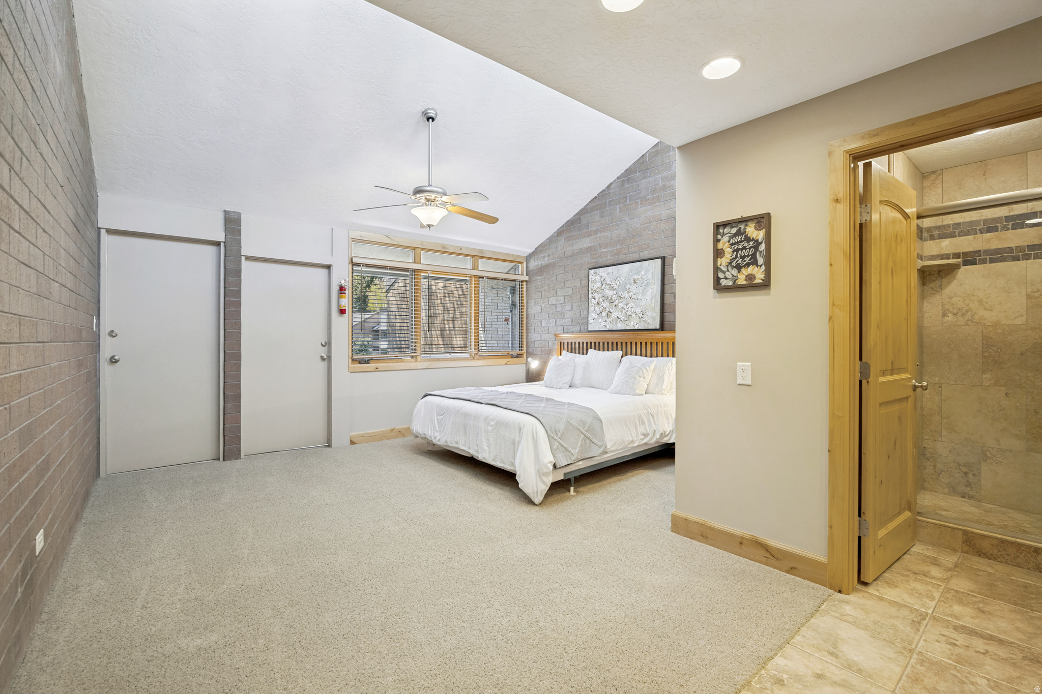 PARK AVENUE CONDOMINIUMS - Residential