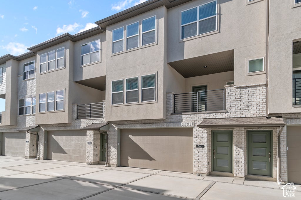 Photo of 568 N BUFFALO GRASS LN, Lindon, UT 84042 (MLS # 2188706)