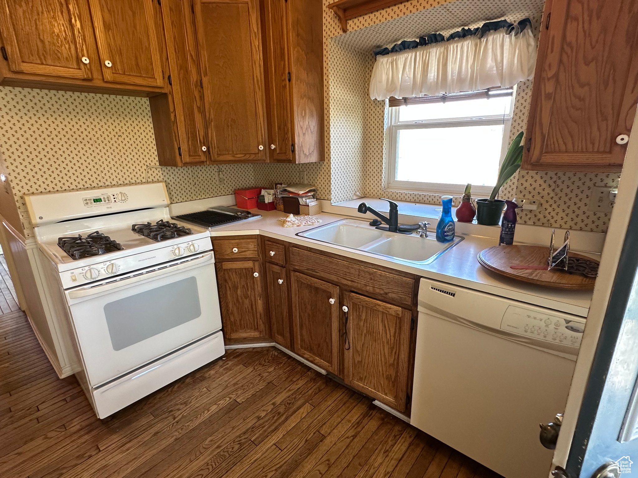 OAKER HILLS - Residential