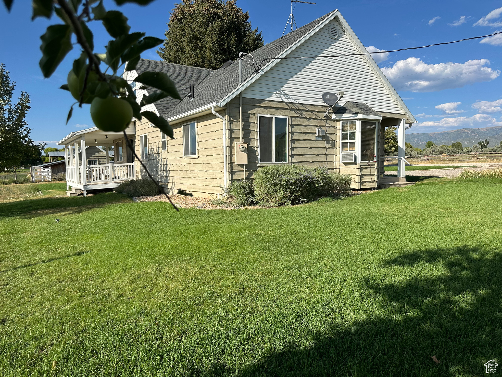 OAKER HILLS - Residential