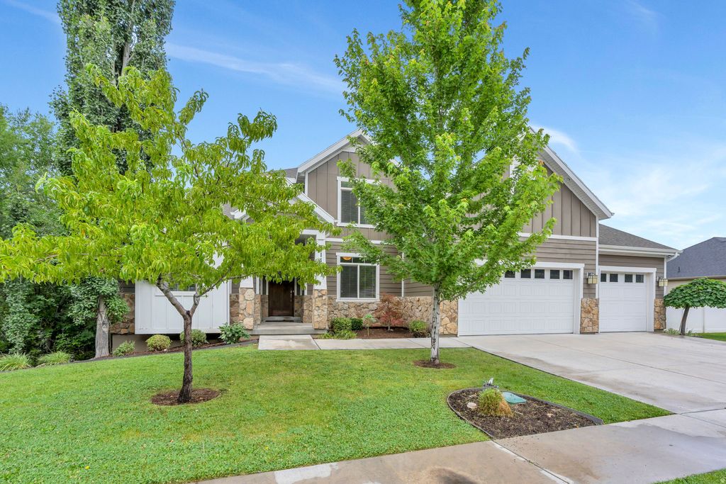Photo of 4145 N FOOTHILL DR, Provo, UT 84604 (MLS # 2172803)