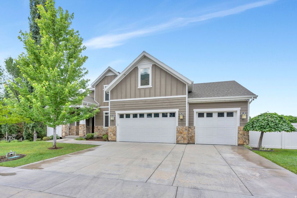 Photo of 4145 N FOOTHILL DR, Provo, UT 84604 (MLS # 2172803)