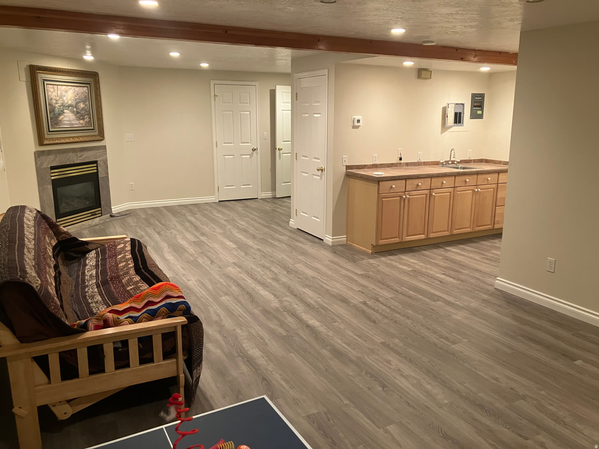 SUNBURST MEADOWS - Residential