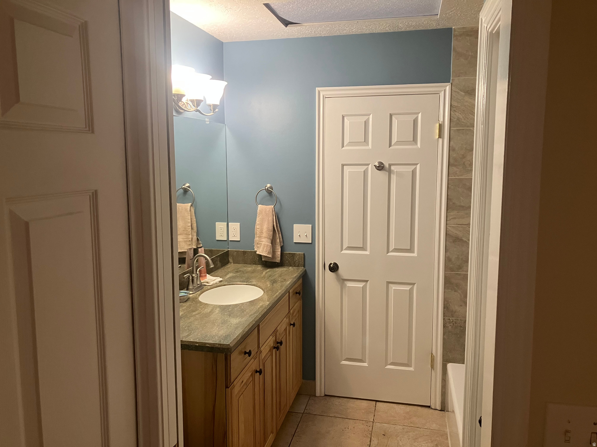 SUNBURST MEADOWS - Residential