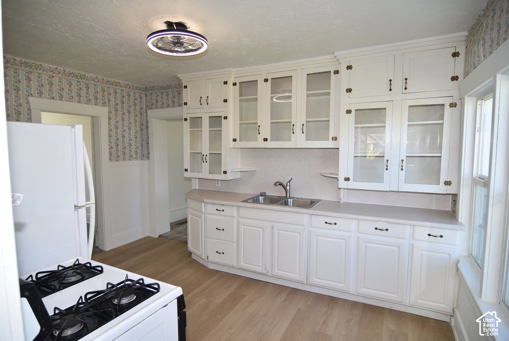 Photo of 85 E 100 N, Santaquin, UT 84655 (MLS # 2192142)