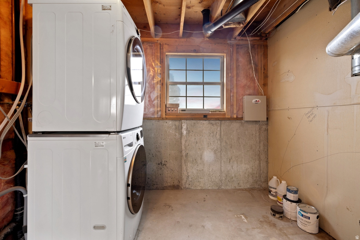 WHITE CITY - Residential