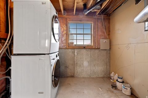 Tiny photo for 1602 E SEGO LILY DR, Sandy, UT 84092 (MLS # 2134848)