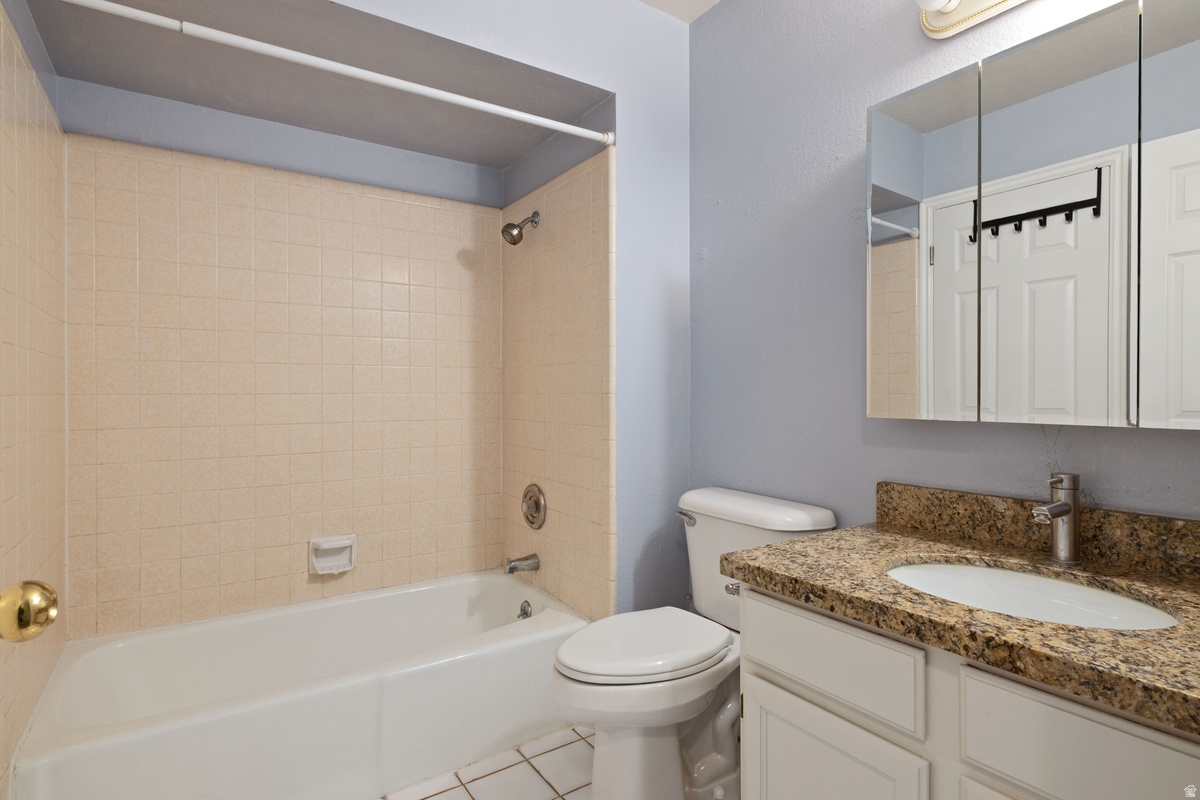 WHITE CITY - Residential