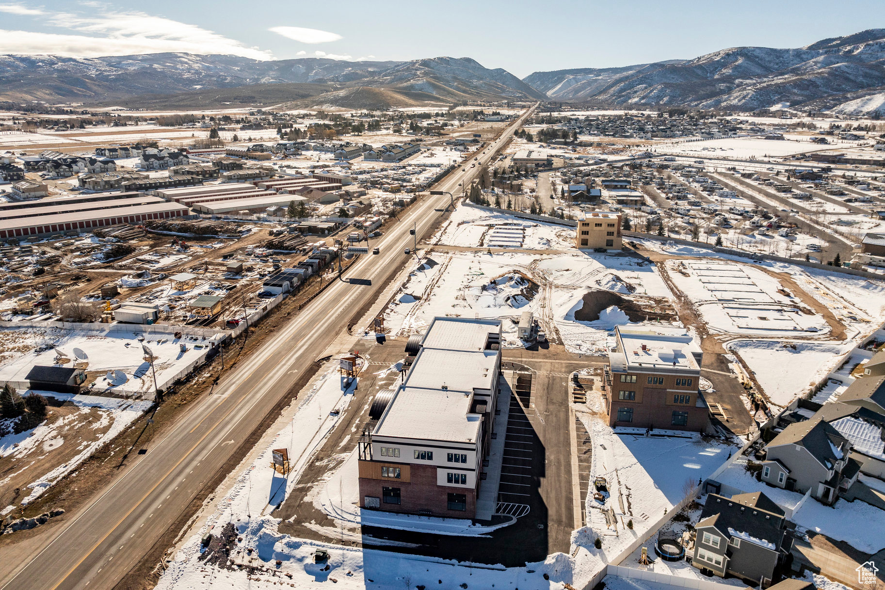 MOUNTAIN VIEW COMMON - Residential