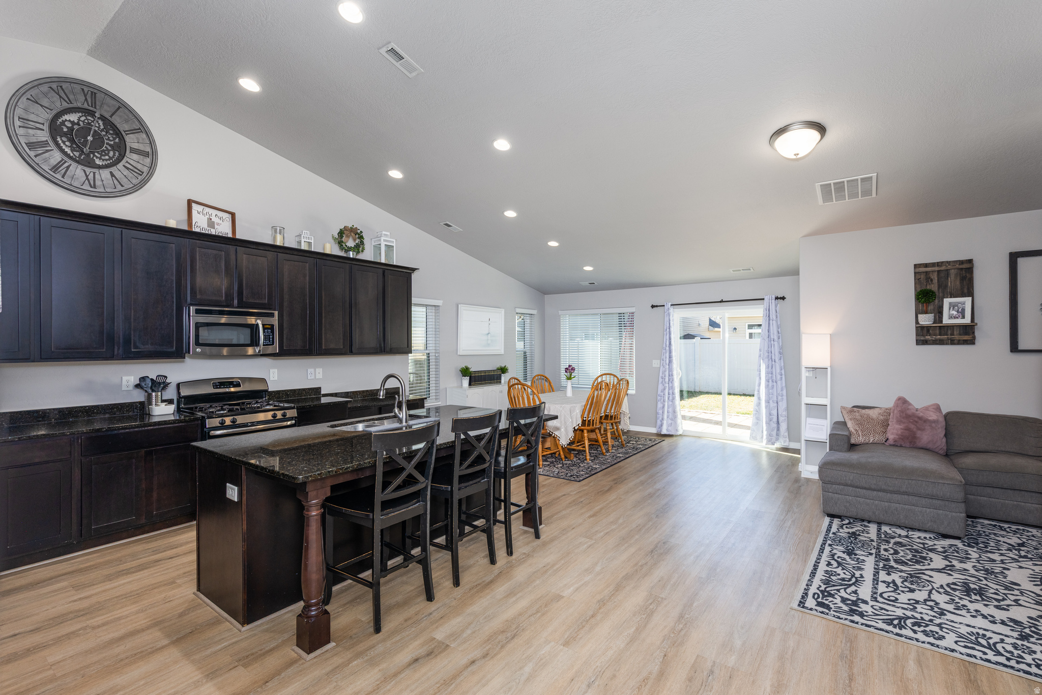 FOXBORO NORTH - Residential