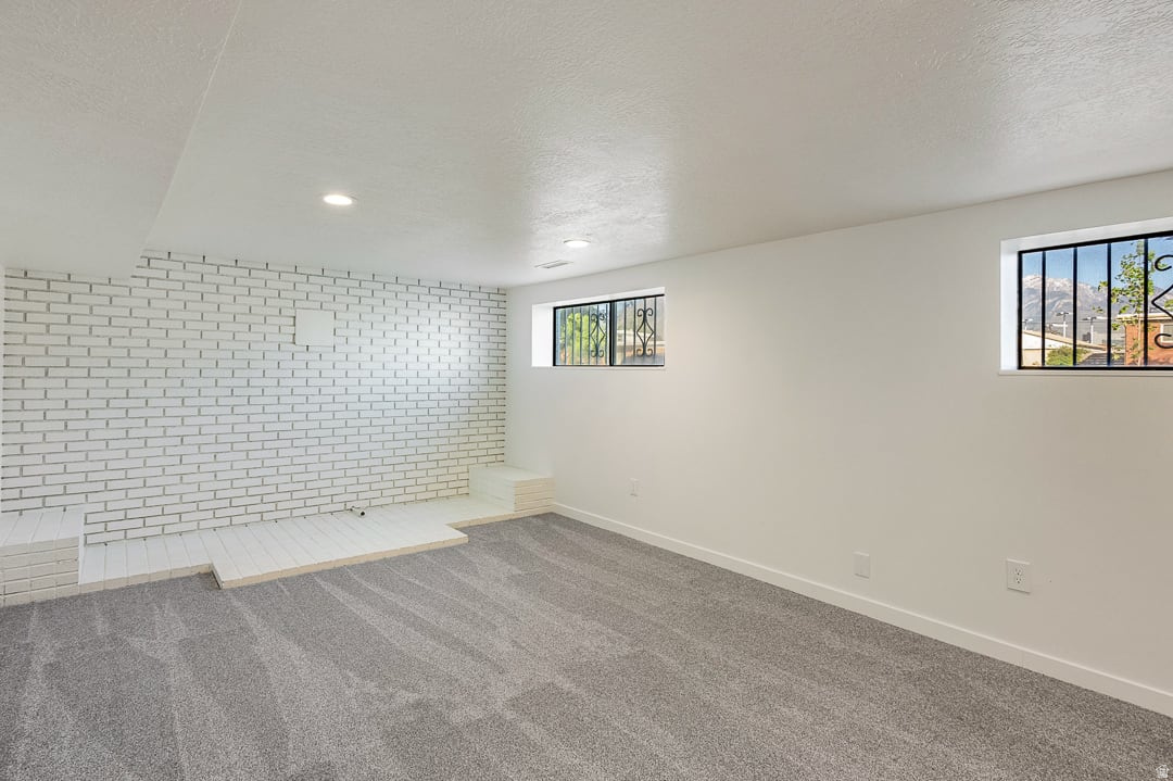 UTAHNA-MURRAY - Residential