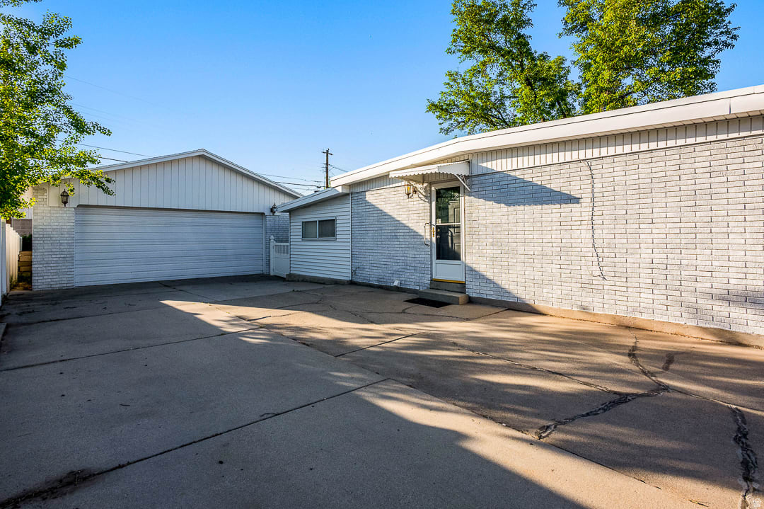 UTAHNA-MURRAY - Residential