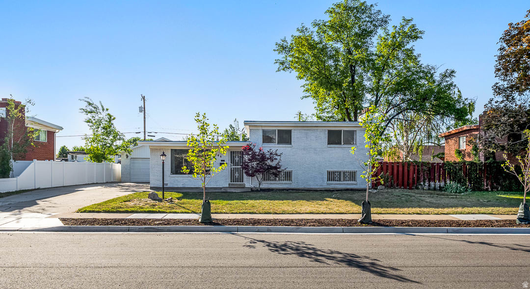 UTAHNA-MURRAY - Residential